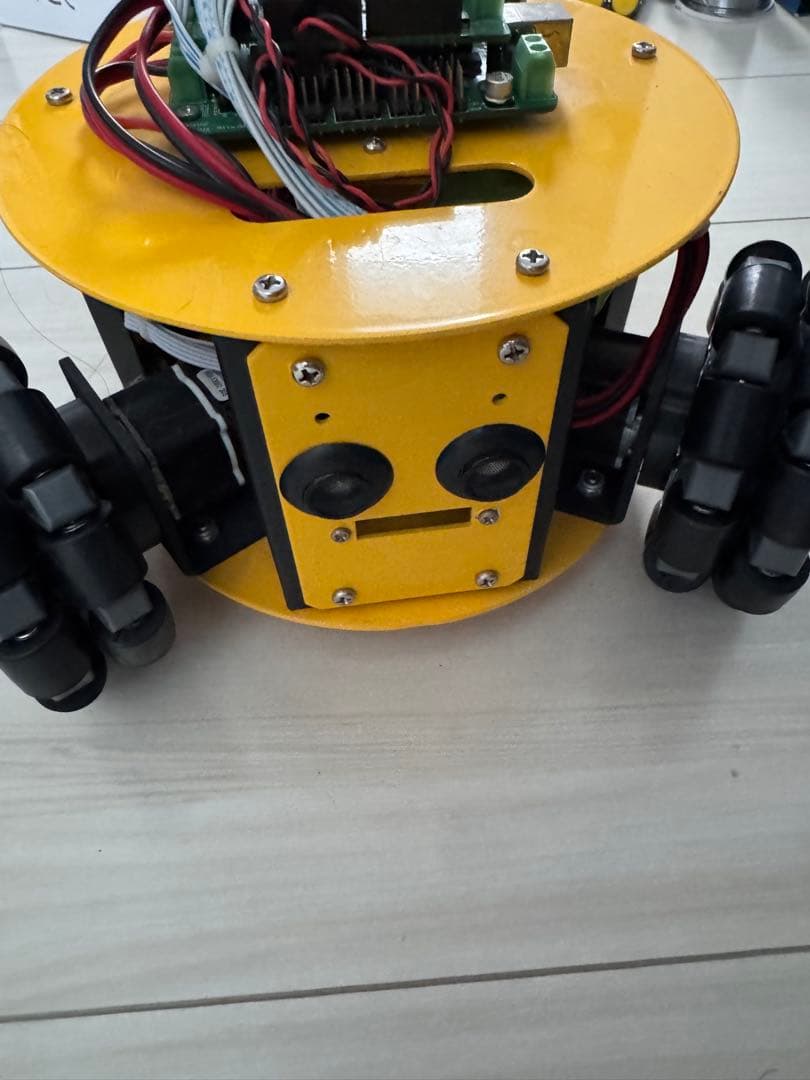 Nexus ロボット（台車型・メカナムホイール）
