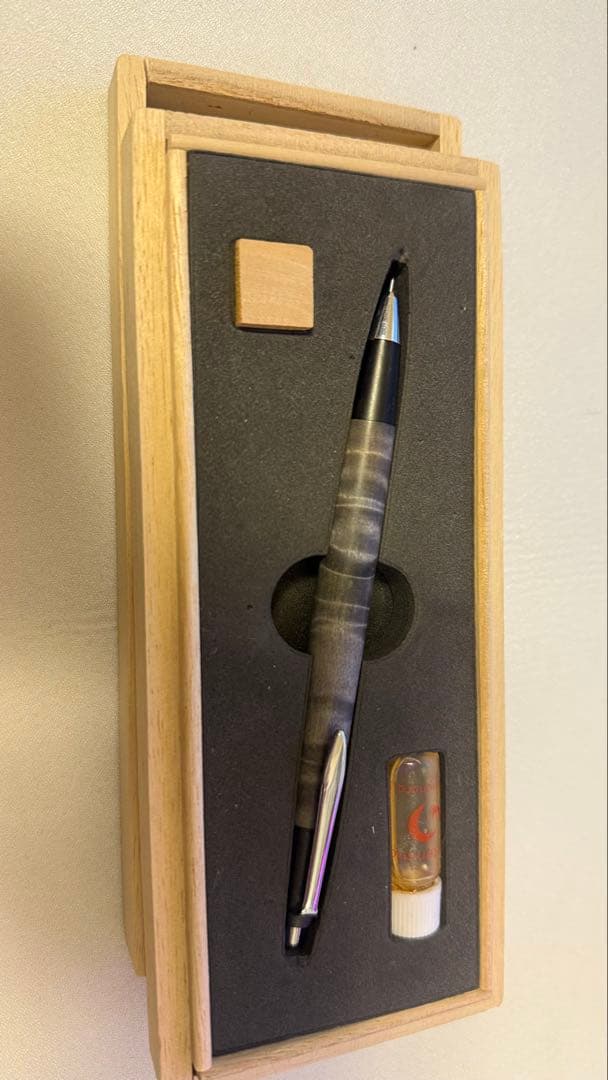 野原工芸　スタビライズウッド栃縮杢　 シャープペンシル