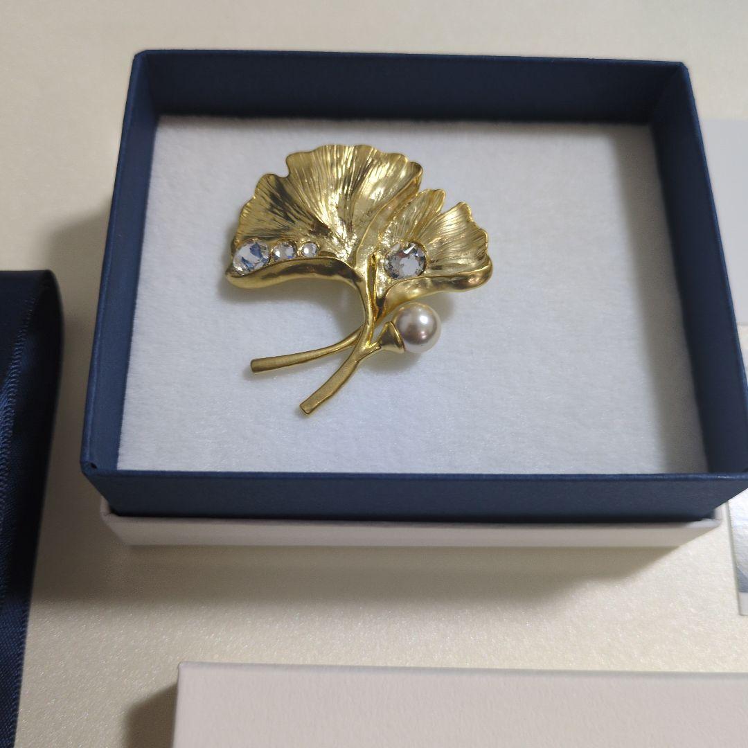 フサエブランド　ブローチ　コナン　黒鉄の魚影　ベルモット　灰原哀【期間限定販売】