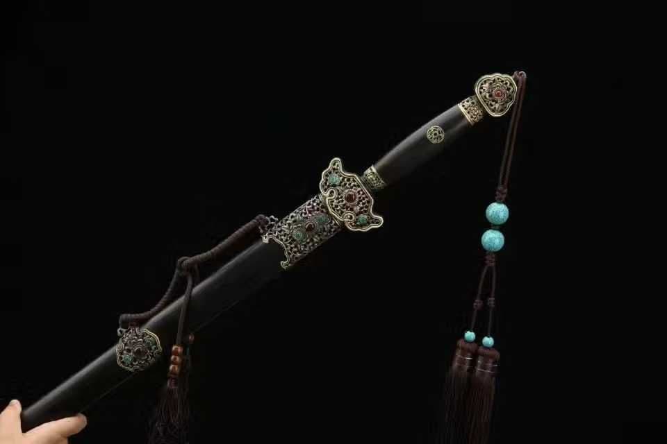 【吟春剣】 古兵器 武具 刀装具 日本刀　模造刀 居合刀 武士道 鑑賞用 美術刀