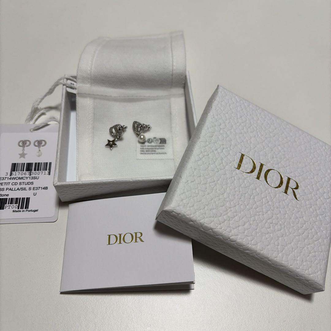【完売品】Dior ピアス　Petit CD Lucky Charms