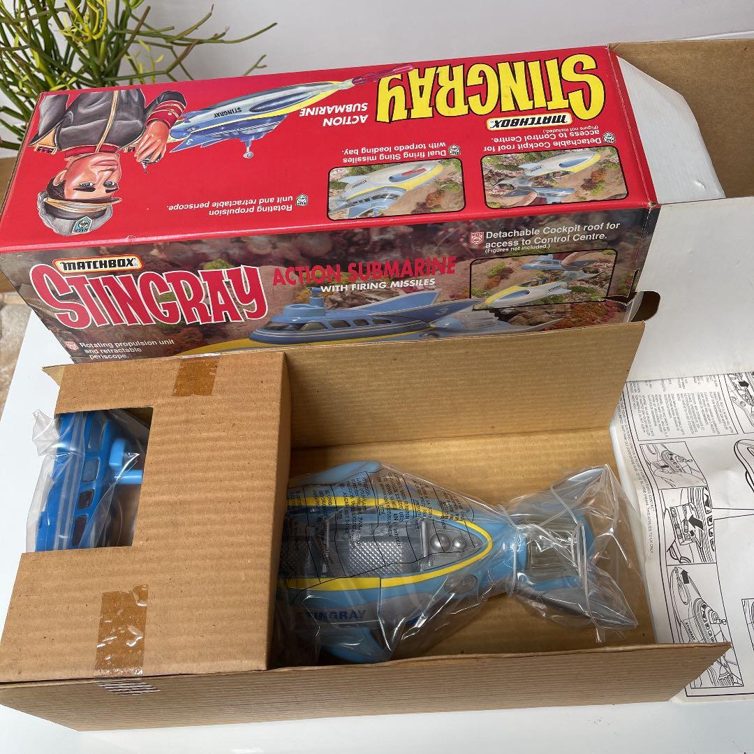 新年セール　マッチボックス　スティングレイ　トロイとフォンズのフィギュアセット