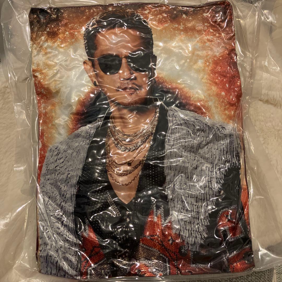 ATSUSHI EXILE THE REASON 2025ガチャ　クッション