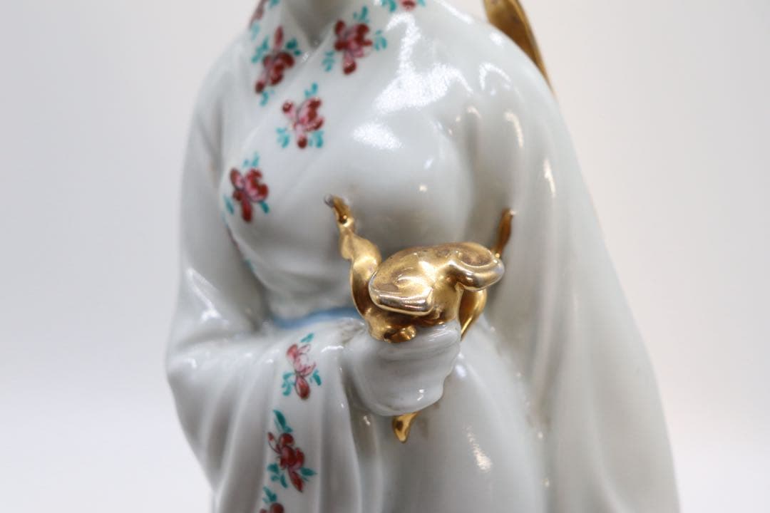 中国　1950年代　景徳鎮製　粉彩白娘子像　送料込み251231