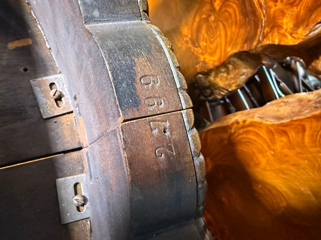 アンティーク 彫刻サロンテーブル 補強安定仕様 ロココ猫脚 直径90cm レトロ