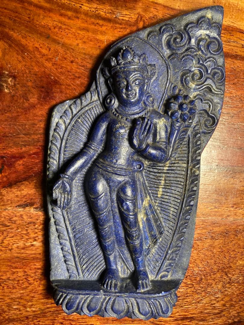 ラピスラズリ チベット密教 仏像 彫刻 天然石 一点物 252g