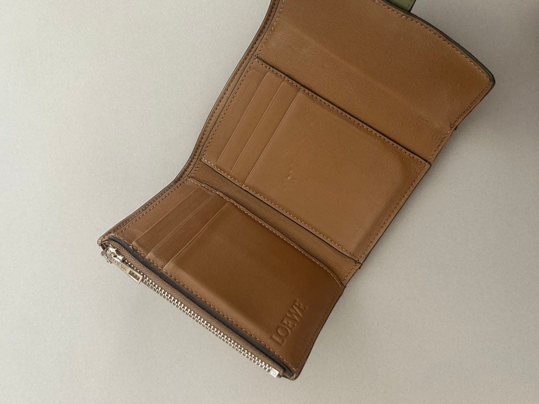 LOEWE ロエベ 財布 バーティカルウォレット