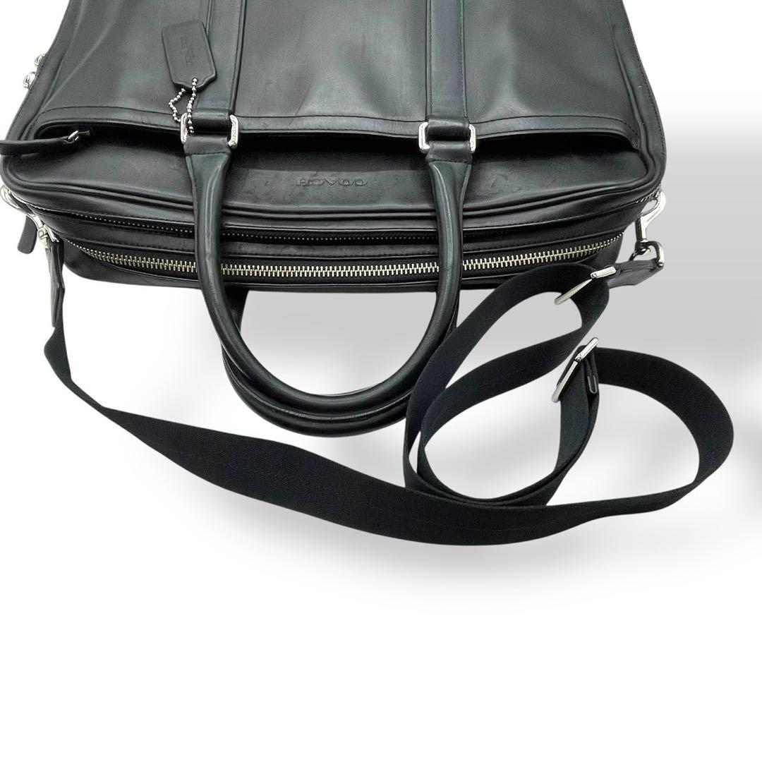 極美品　コーチ　2way ビジネスバッグ　ショルダー　2層　オールレザー　黒