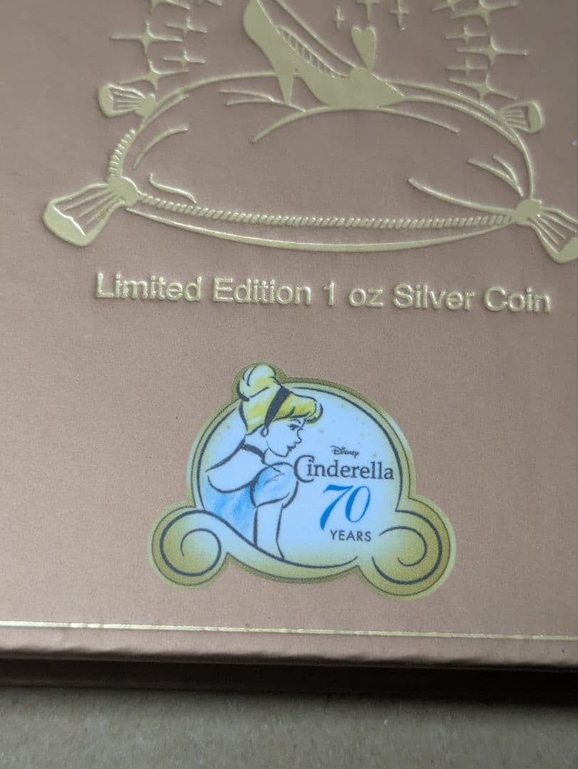 ディズニーシンデレラ70周年1オンス純銀変色あり