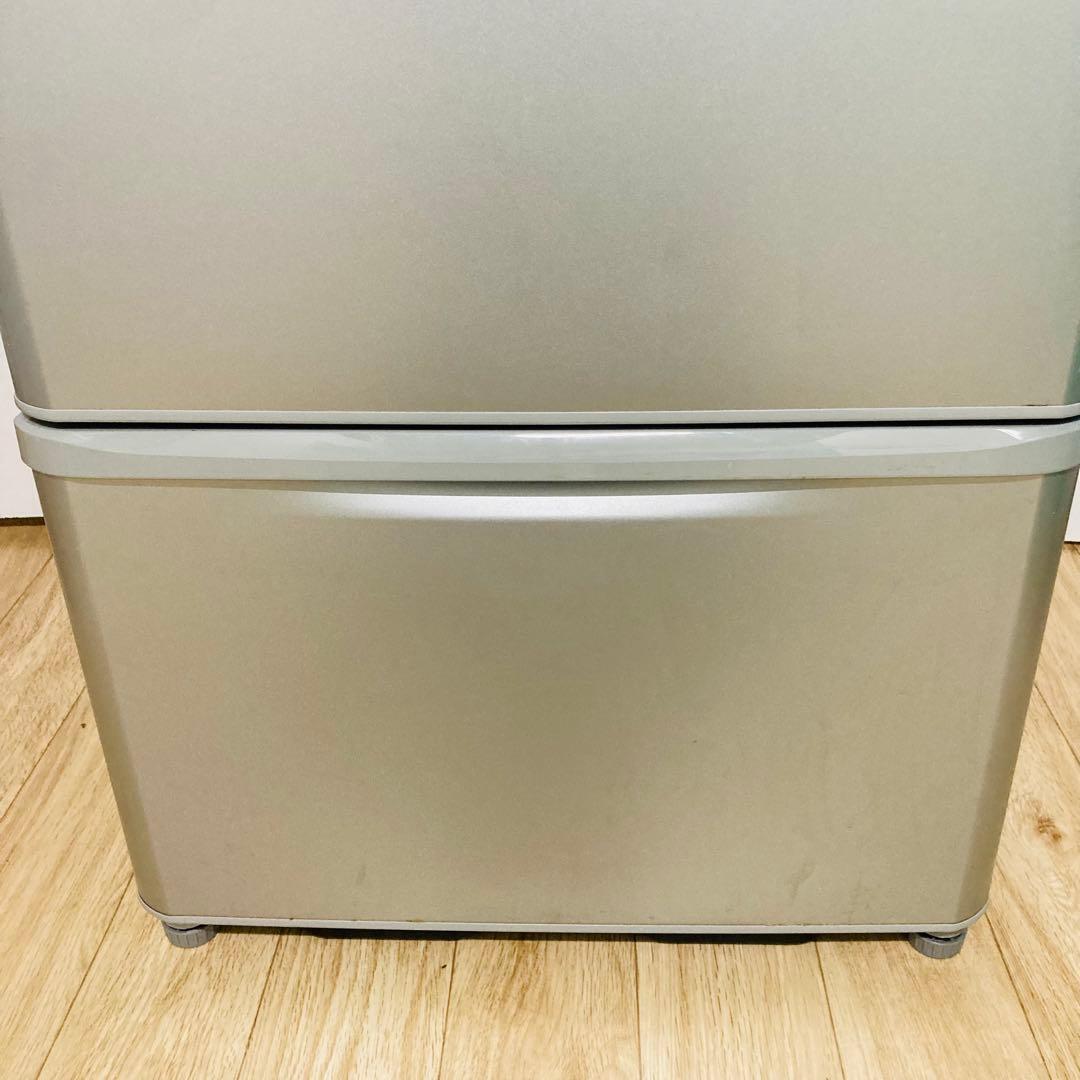美品高品質どっちもドア搭載シャープファミリー向け３ドア冷蔵庫　2020年製