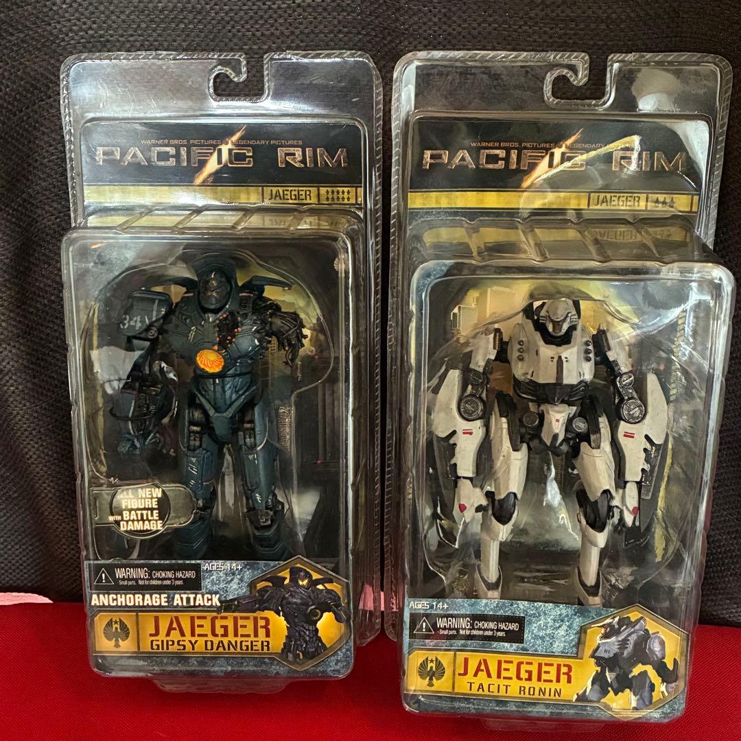 パシフィック・リム GIPSY DANGER TACIT RONIN セット