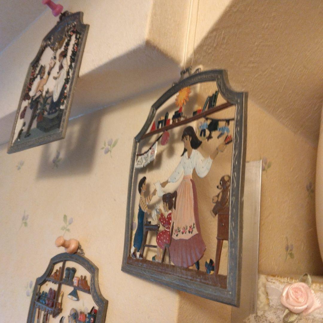 値下げ　美品ヨーロッパで購入　家庭的なシーンのアートパネルセット