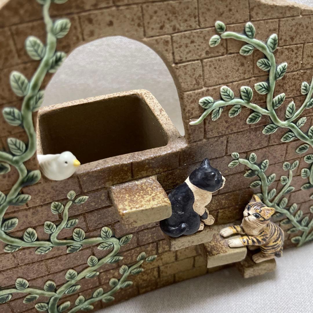 すみ田理恵 焼き物 器 ペン立て 花器　招き猫　ねこ　ネコ　猫　オブジェ