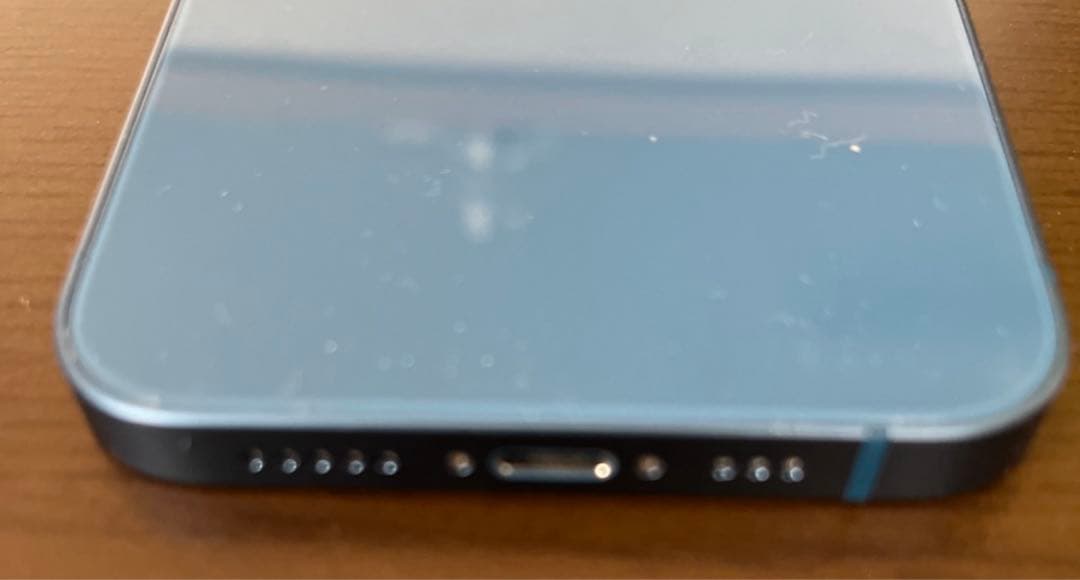 Apple iPhone 13 ブルー デュアルカメラ 小傷あり