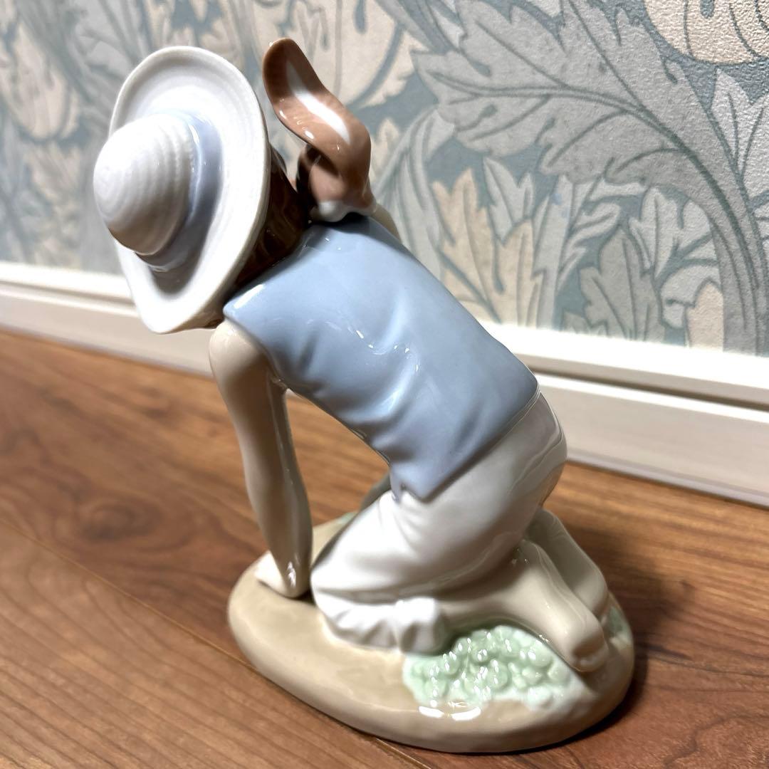 【美品】NADAL 陶器人形 リスに囁く少女