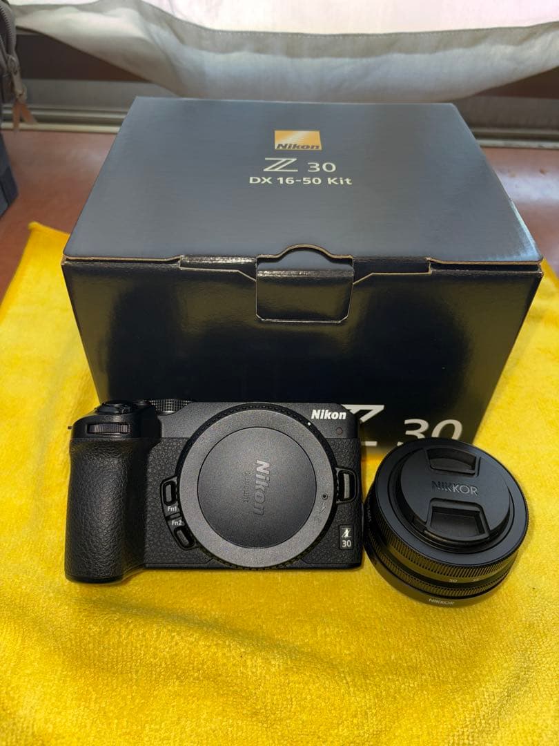 【極上】Nikon Z 30 DX 16-50 Kit S数822枚 付属品多数