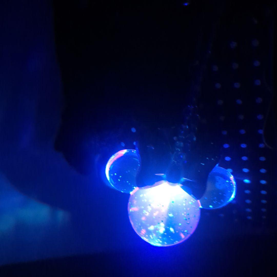 激レア!!!!!!!!!　ミニーマウス　光るおもちゃ　ストラップ　キーホルダー