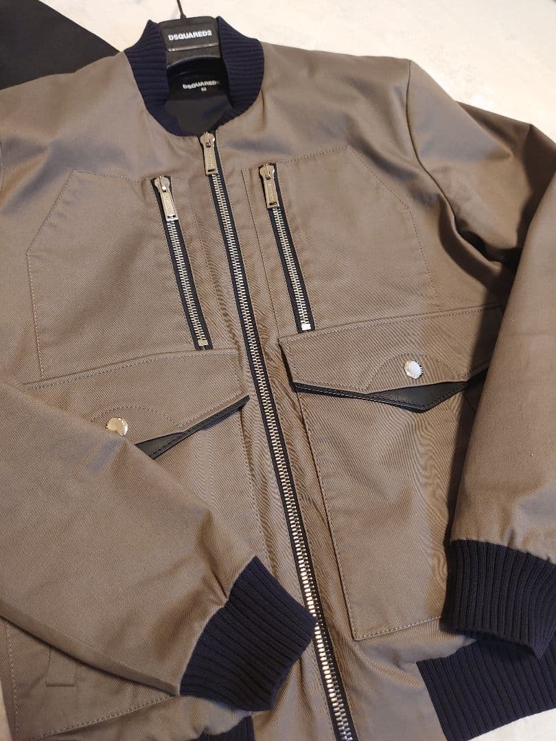 美品 DSQUARED2 ブルゾンジャケット 50 さんまさん着用ハンガー袋付き