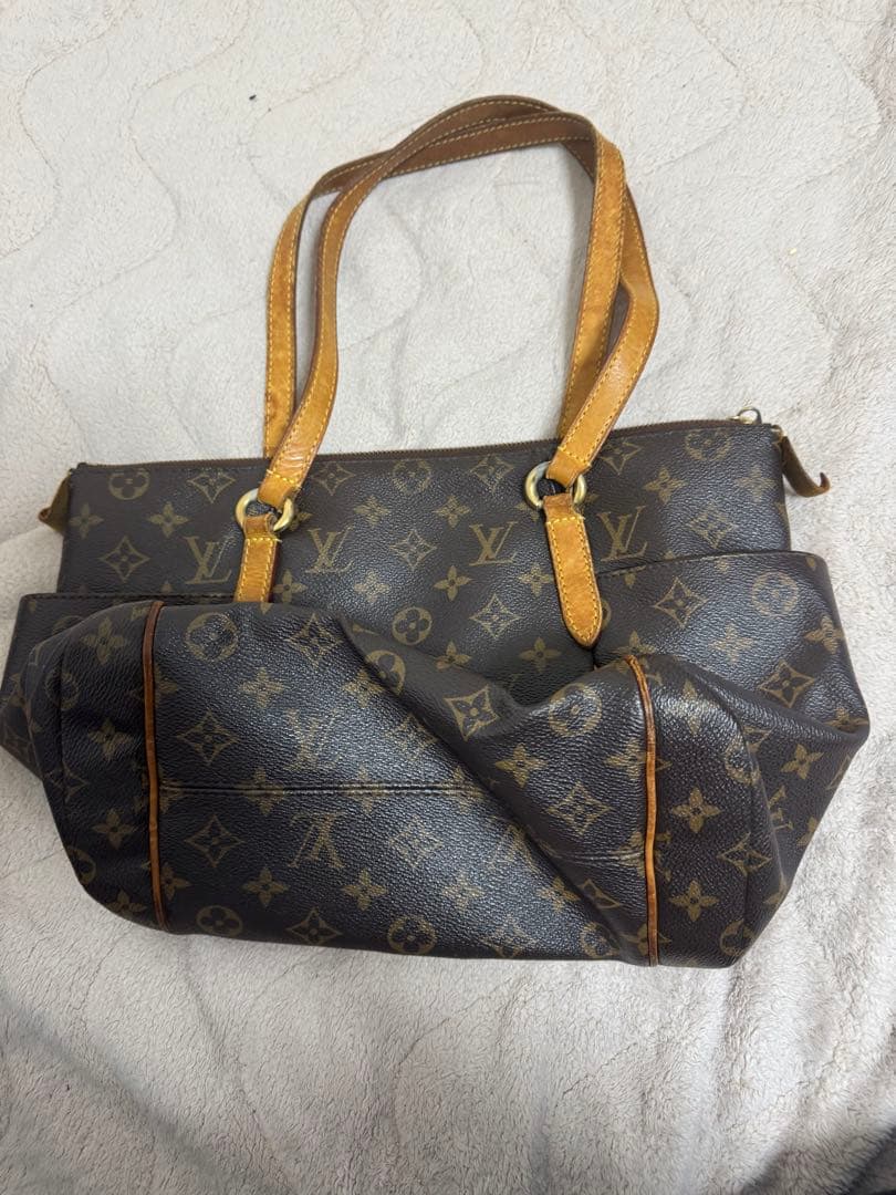 Louis Vuitton モノグラム トートバッグ　トータリー