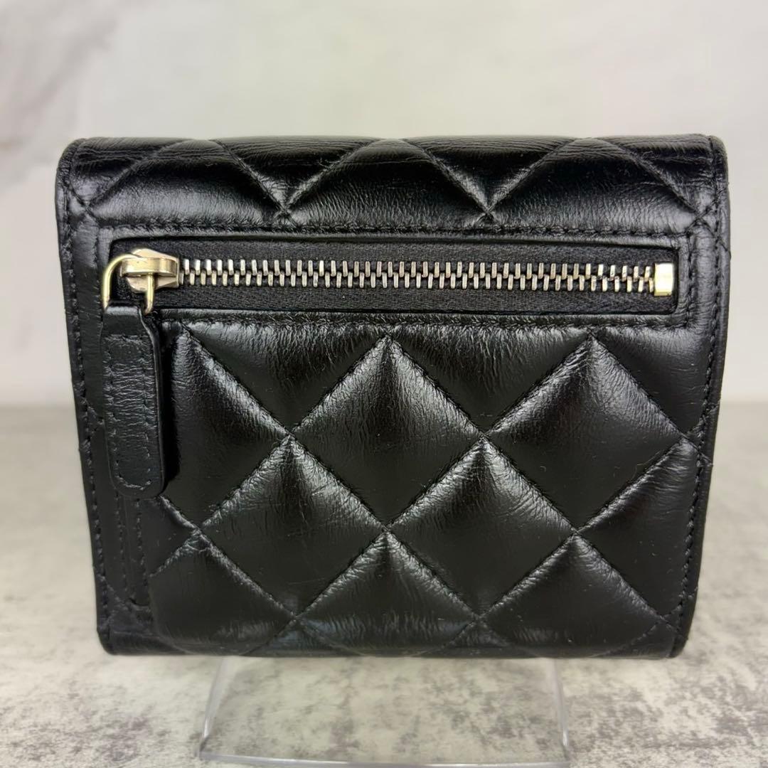 CHANEL シャネル　マトラッセ　ラムスキン　三つ折り　財布　ケース