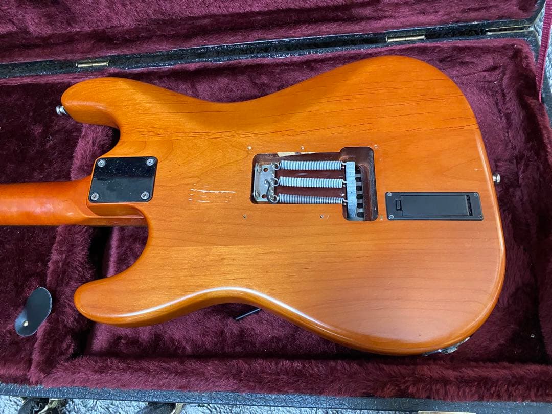 VARITA VST001 ヴァリータ　ストラト　SSH EMG フロイドローズ