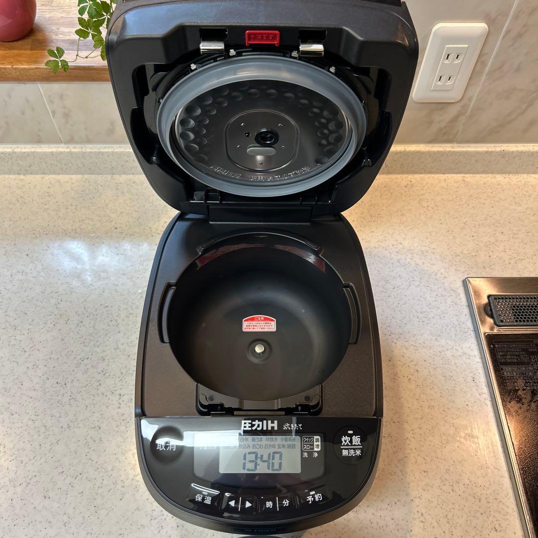 美品✨TIGER 圧力IH炊飯器 JPV-N100 ブラック