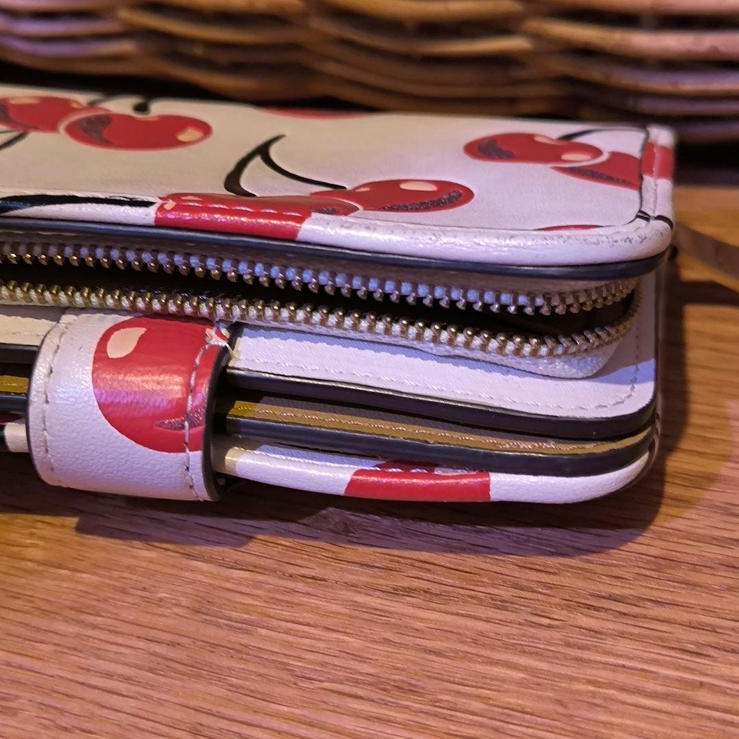 最終値下げ　COACH　コーチ　チェリー　折り財布