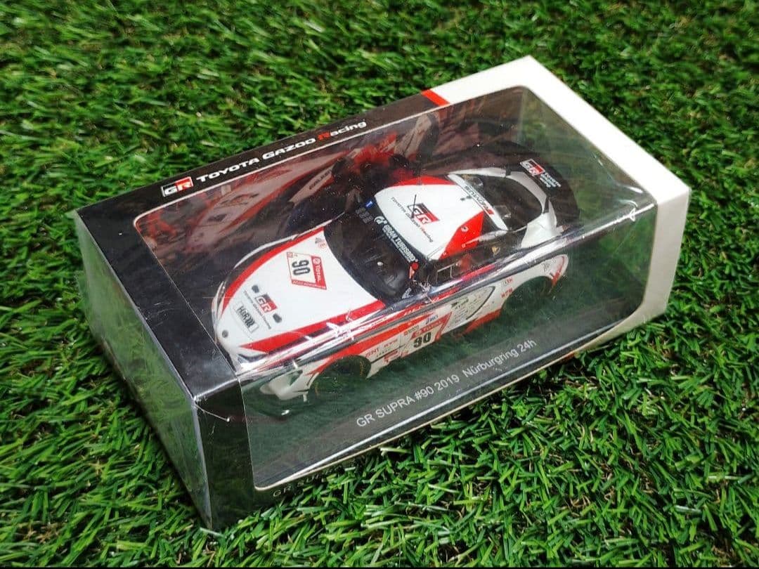 スパーク　トヨタ　GRスープラ　1/43　トヨタガズーレーシング