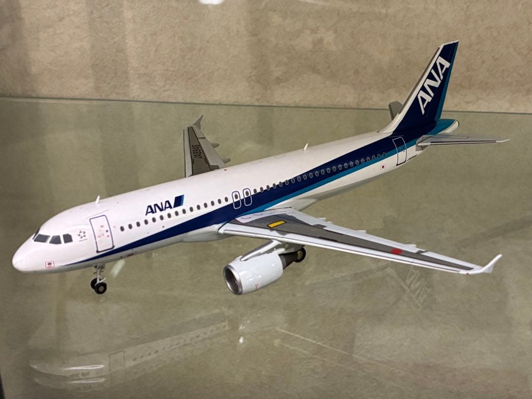 【レア】ANA A320 JA8946 1/200 金属製 JCWINGS