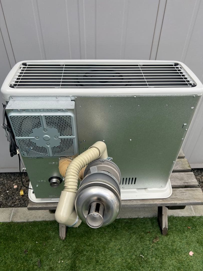 コロナ ストーブ ホワイト 2018年製