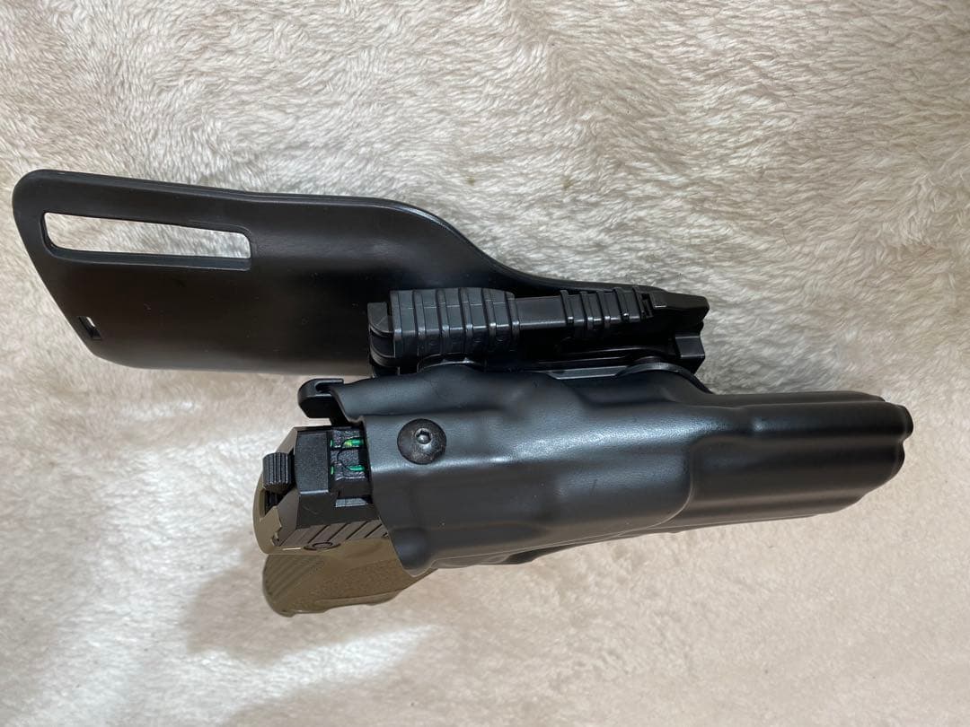 マルイ　USPカスタム　サファリランドホルスターセット