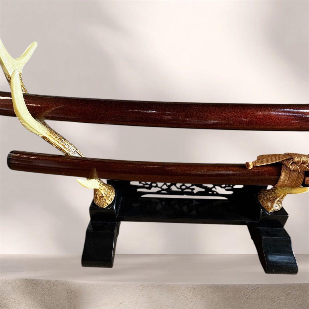日本刀（模造刀）2本セット　刀置き付きJapanese sword,