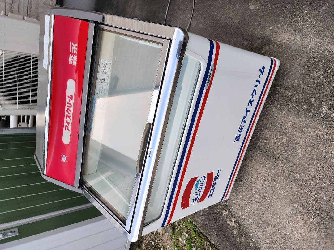 SANYO　森永アイスクリーム　冷凍ショーケース　SCR-075G　　現状品