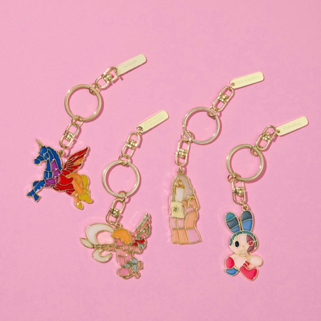 ミセスWonder Museum ステンドグラスキーホルダー 全４種セット