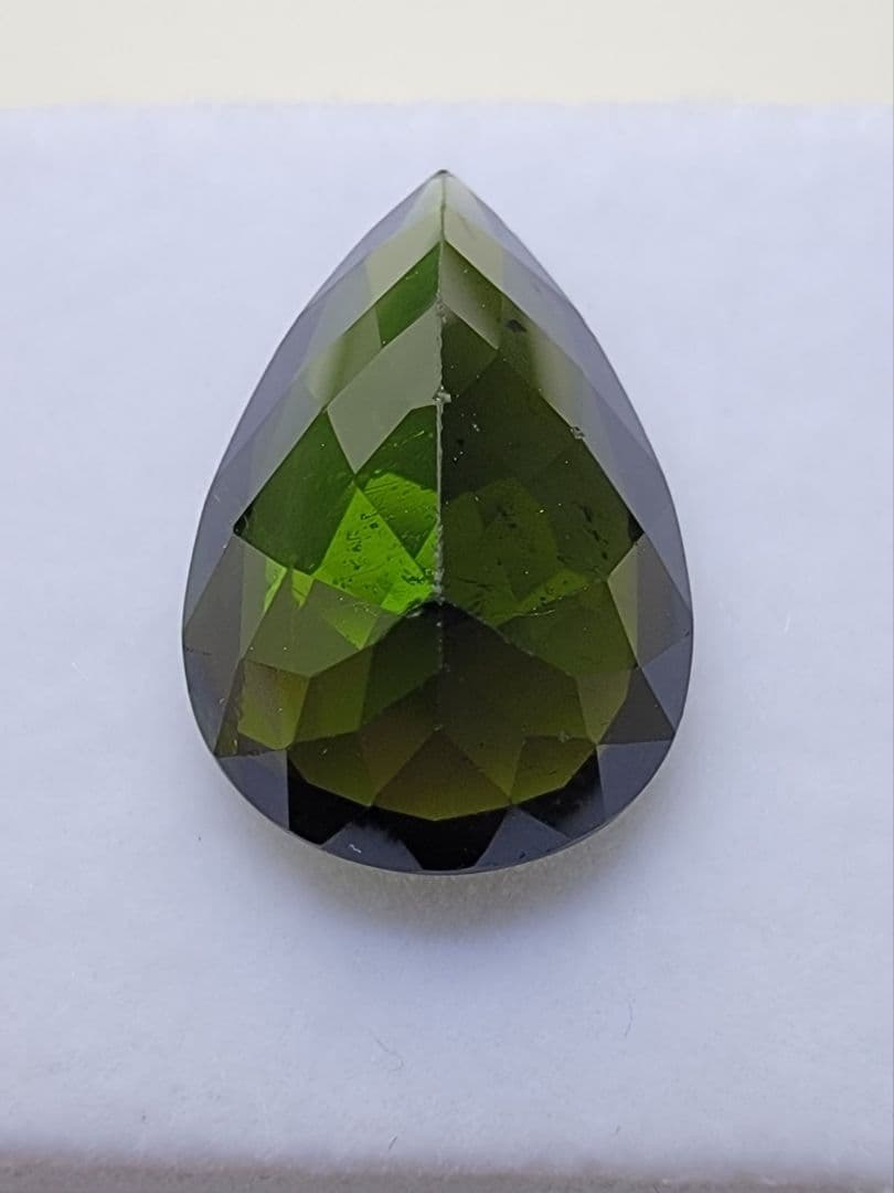 天然 グリーントルマリン 6.08ct ペア ファンシー ブラジル産　大粒ルース