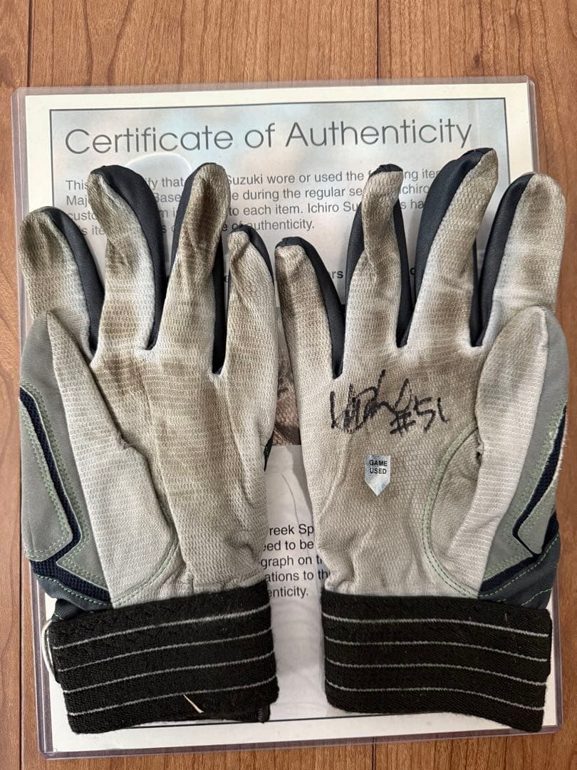 イチロー 2012年 マリナーズ 直筆サイン入りバッティンググローブ