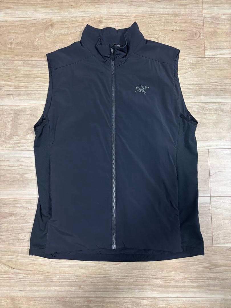 トップス arc'teryx ATOM VEST