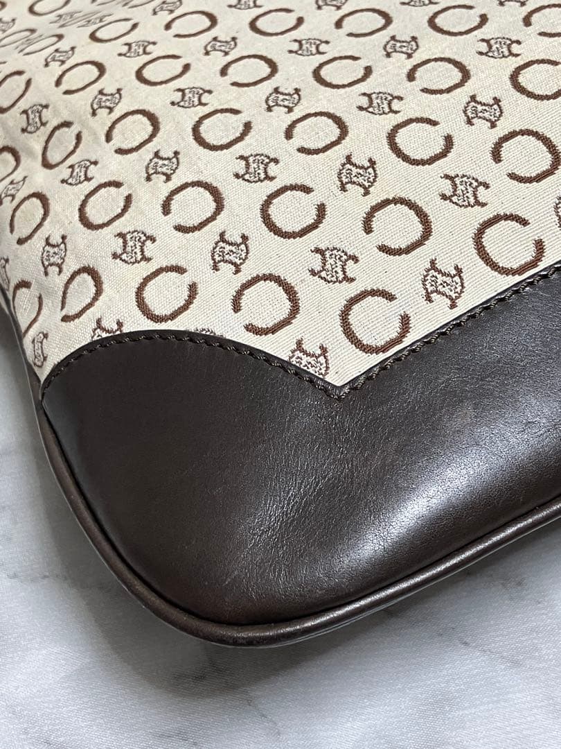 良品　CELINE セリーヌ　Cマカダム　肩掛け　ワンショルダーバッグ