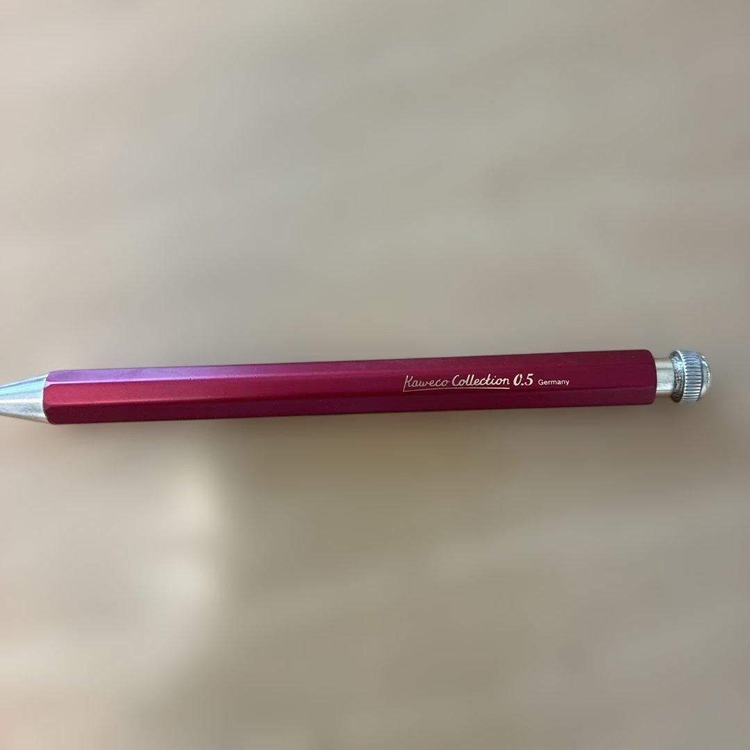 カヴェコスペシャルシャーペン赤0.5➕ 伝説のケリー白金シャーペン0.5