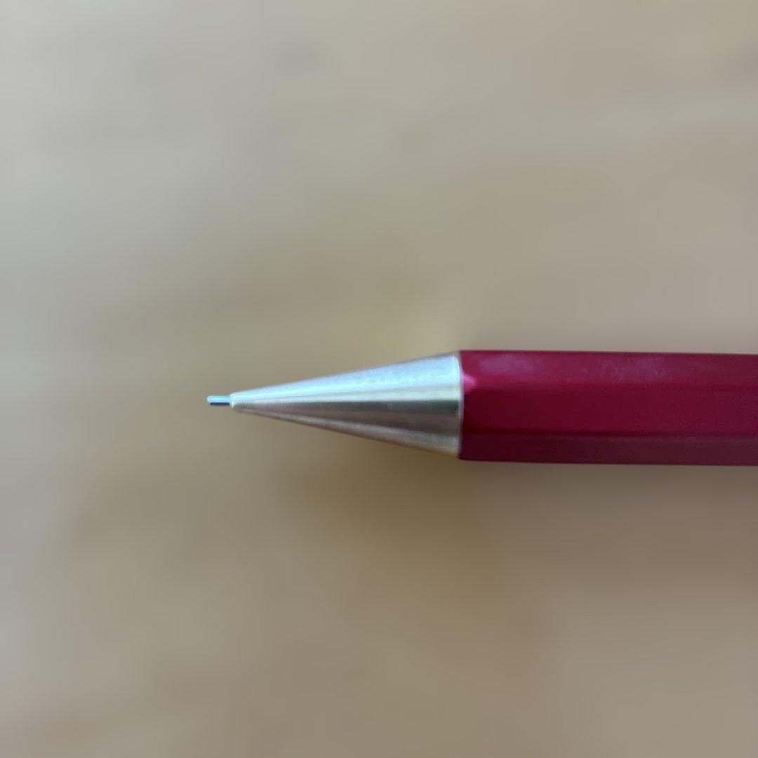 カヴェコスペシャルシャーペン赤0.5➕ 伝説のケリー白金シャーペン0.5