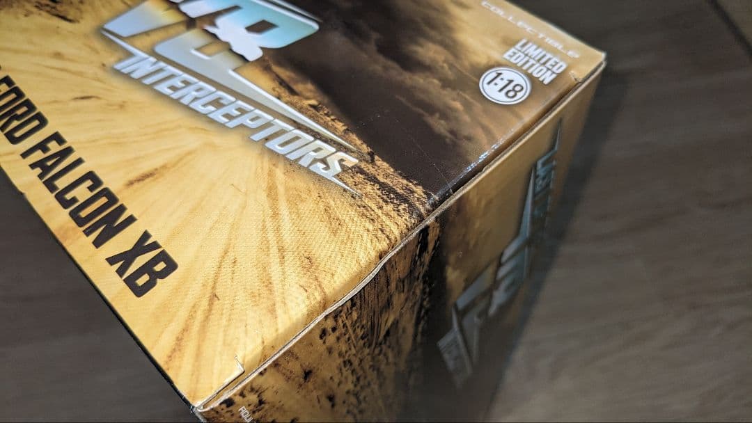 【出品は今月まで】 1/18 1973 FORD FALCON XB　超オマケ付