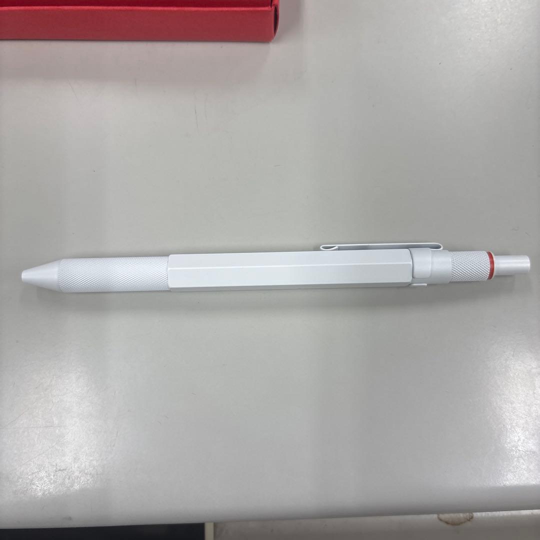 ロットリング　ホルベイン　3in1