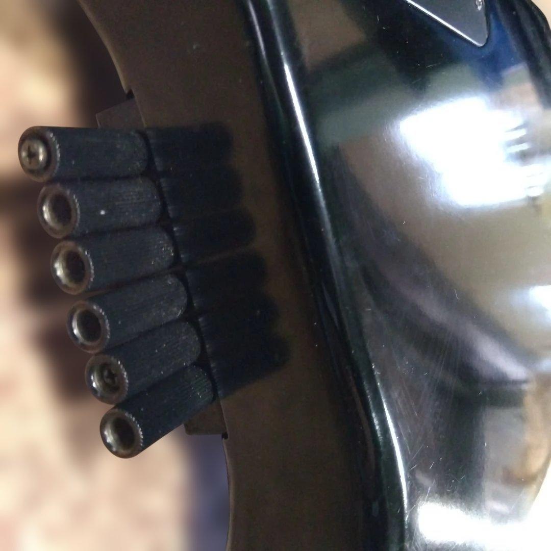 ②スタインバーガータイプ　ヘッドレスギター