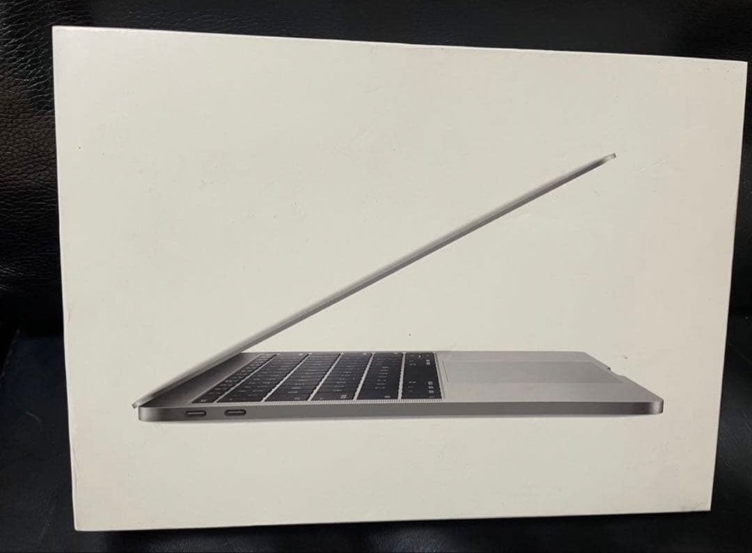 MacBook Pro 2017モデル i5/8GB/256GB_SPG 箱付き