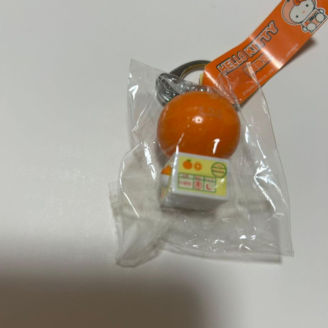 ご当地キティ　キーホルダー　静岡限定　みかん