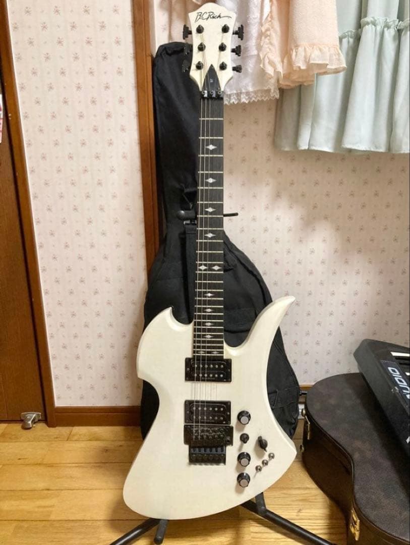 B.C.Rich パールホワイト モッキンバード エレキギター 6弦 ジャンク