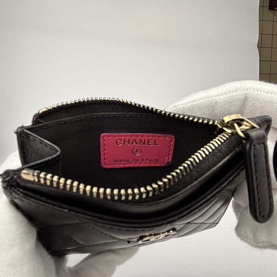 CHANEL シャネル　フラグメントケース　ケース　ラムスキン