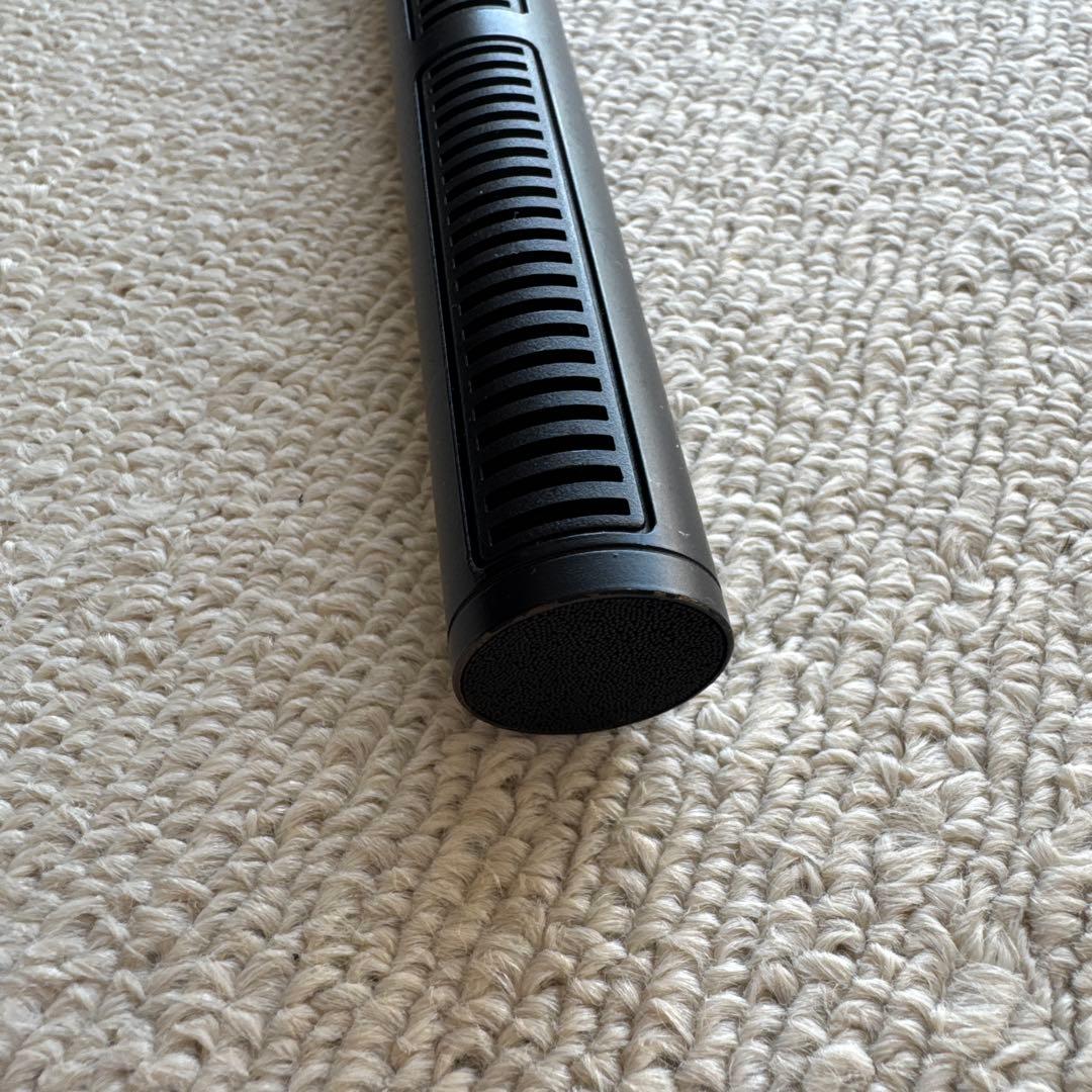 AKG C 568 EB コンデンサーマイク