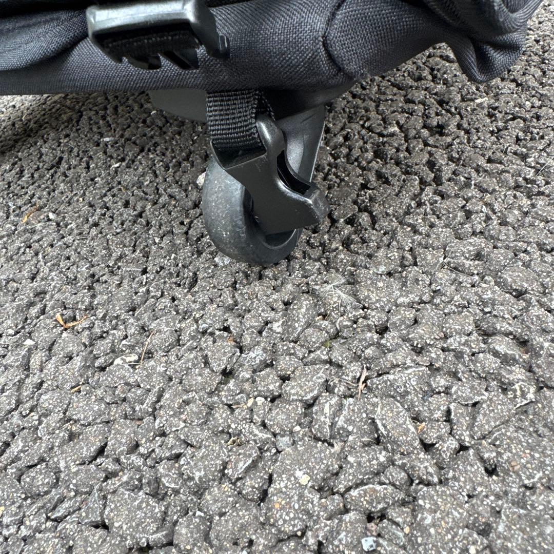 AIRBUGGY製　ブラック 中〜小型犬用 ペットキャリー