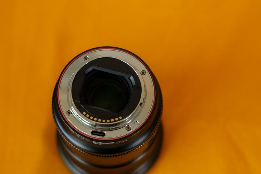 VILTROX AF 16mm F1.8（ソニーE用/フルサイズ対応） 【美品】